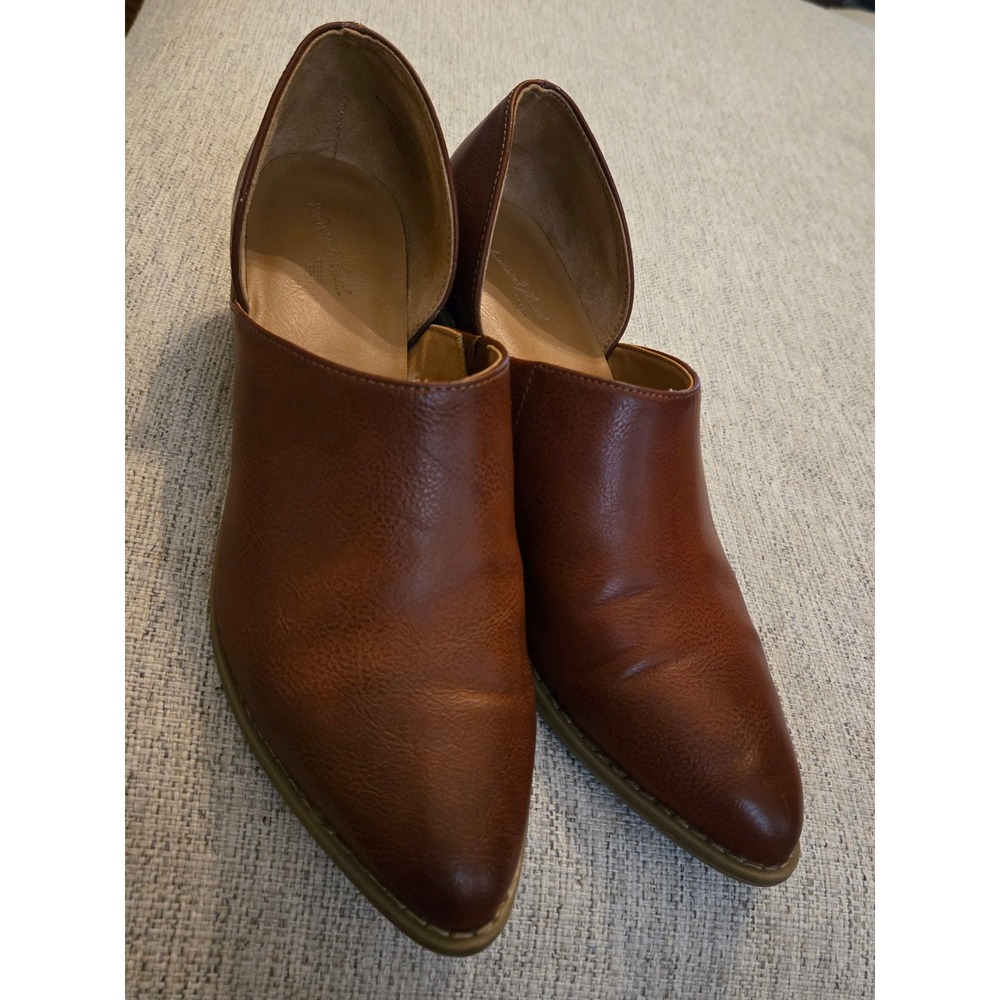 Universal Thread Wenda Cut Out Booties Cognac Brown Faux Leather Pointed Toe 9.5 - Picture 4 of 5